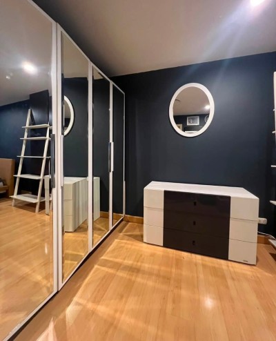 🏙️ **Garden Asoke–Rama 9 | Pool View | Fully Furnished Near MRT Phetchaburi 🌿**