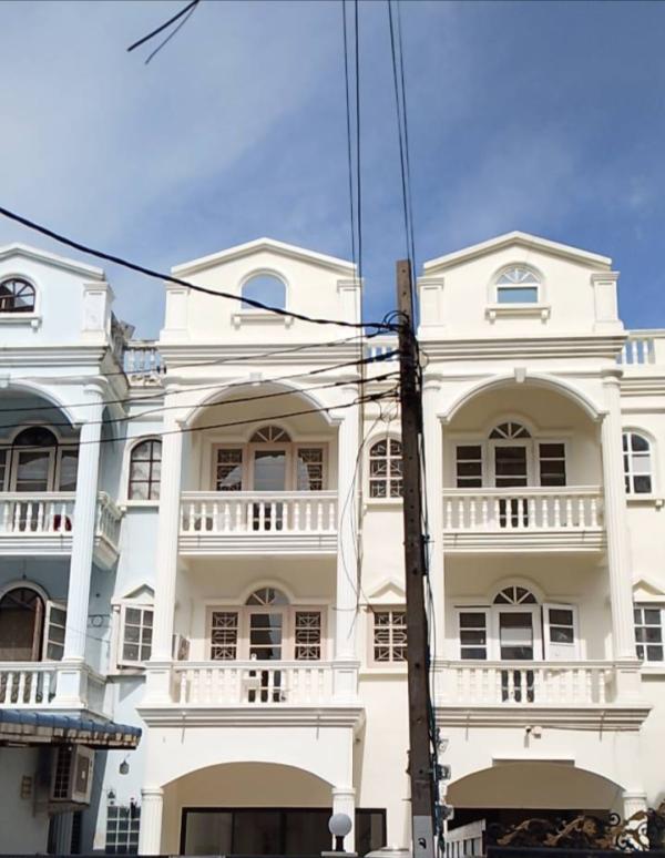 ขายบ้านทาวน์โฮม ลาดพร้าว 138 ชั้นสูง คลองจั่น เขต บางกะปิ กรุงเทพ CX-168034
