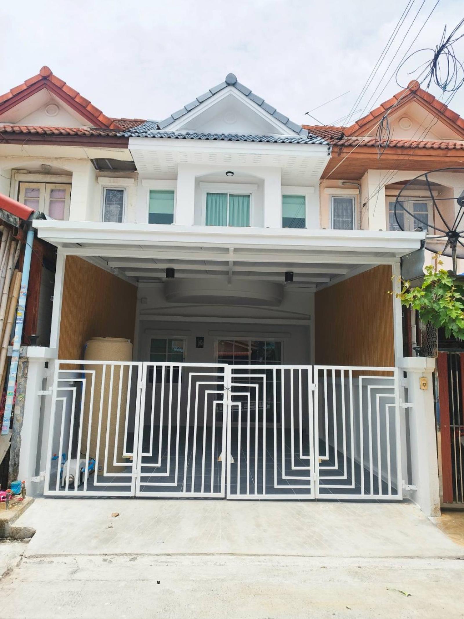 For Sale Townhouse/Townhome  , Muang Ramintra , newly renovated , Sam Wa Tawan Tok , Khlong Sam Wa , Bangkok , CX-163057