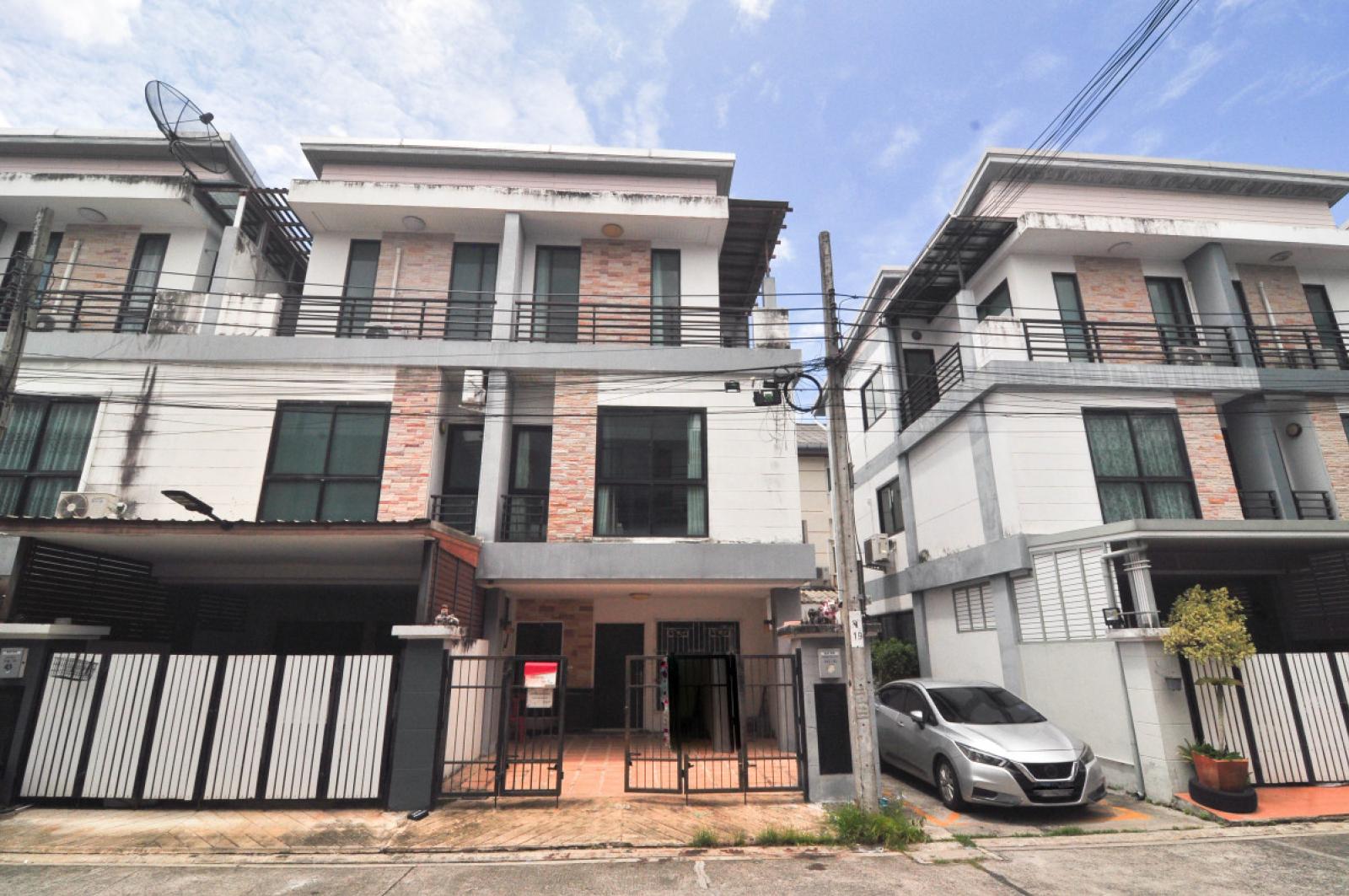 For Sale Townhouse/Townhome , Merit Place Ladprao 87 , Khlong Chao Khun Sing , Wang Thong Lang , Bangkok , CX-168271 For Sale Townhouse/Townhome , Merit Place Ladprao 87 , Khlong Chao Khun Sing , Wang Thong Lang , Bangkok , CX-168271