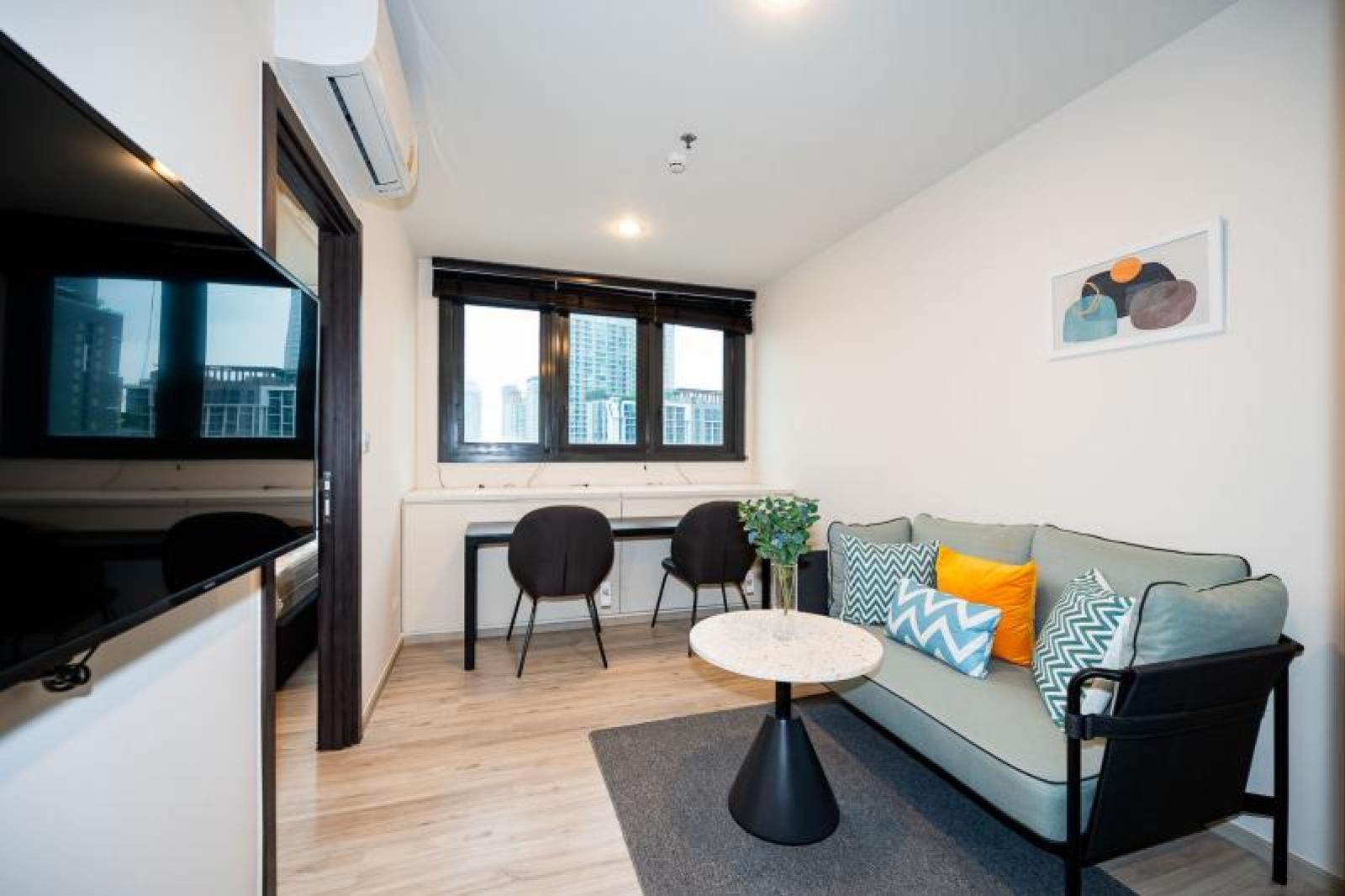 FOR RENT condo , XT Huaikhwang , MRT-Huai Khwang , Huai Khwang , Huai Khwang , Bangkok , CX-55465 FOR RENT condo , XT Huaikhwang , MRT-Huai Khwang , Huai Khwang , Huai Khwang , Bangkok , CX-55465