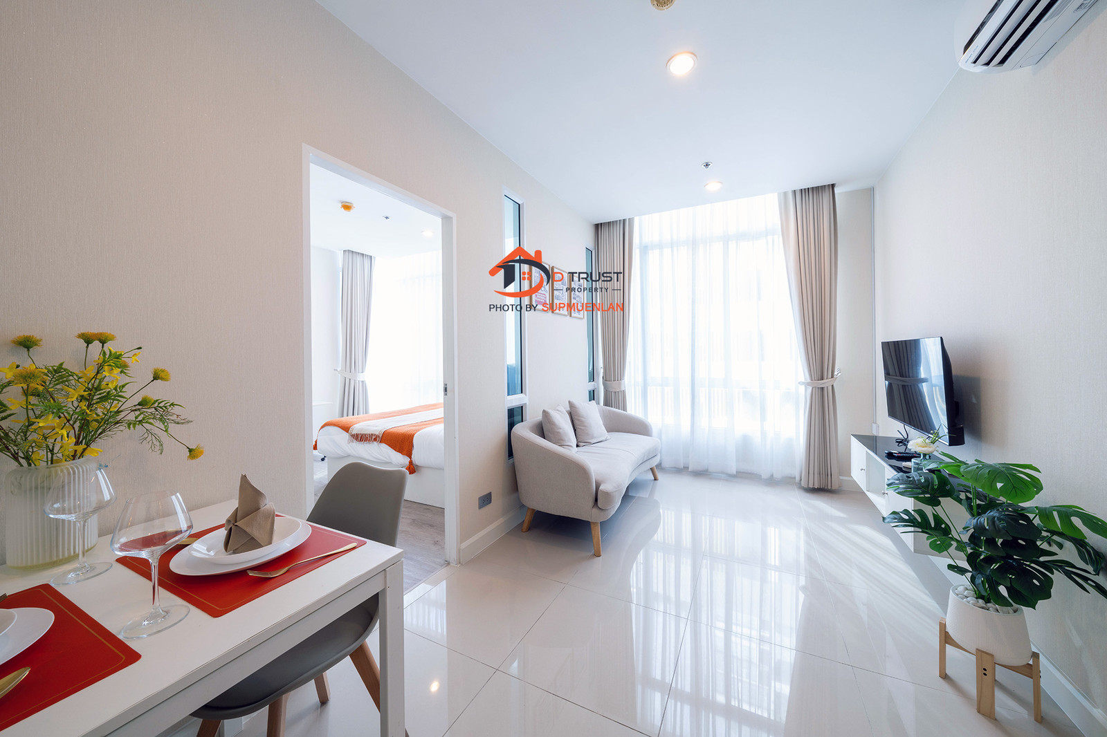 Condo for rent THE SKY SUKHUMVIT near BTS Udomsuk, corner room, 5th floor, fully furnished. Condo for rent THE SKY SUKHUMVIT near BTS Udomsuk, corner room, 5th floor, fully furnished.
