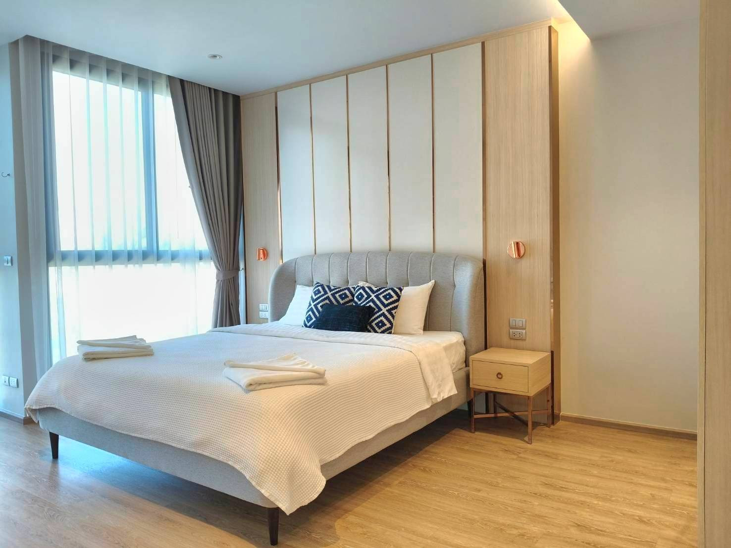 Line ID: @zimple_asset Residence in Bearing Area, Near Satit Phatthan. Brand-new modern-style residences, fully furnished with complete facilities including a swimming pool and fitness center. Conveniently located near BTS Bearing. Line ID: @zimple_asset Residence in Bearing Area, Near Satit Phatthan. Brand-new modern-style residences, fully furnished with complete facilities including a swimming pool and fitness center. Conveniently located near BTS Bearing.