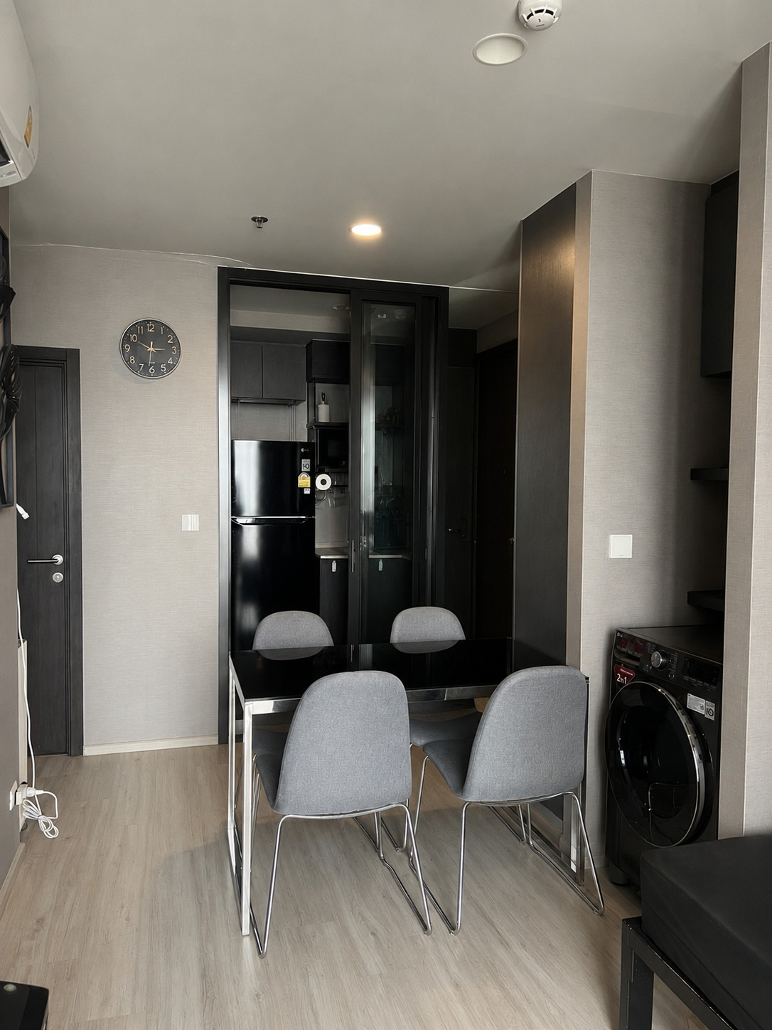 🔥For Sell : XT Huaikhwang  2bed 2bath 53.72 sqm 8,190,000 Mb. Micky : 0650565193 – รูปที่ 2