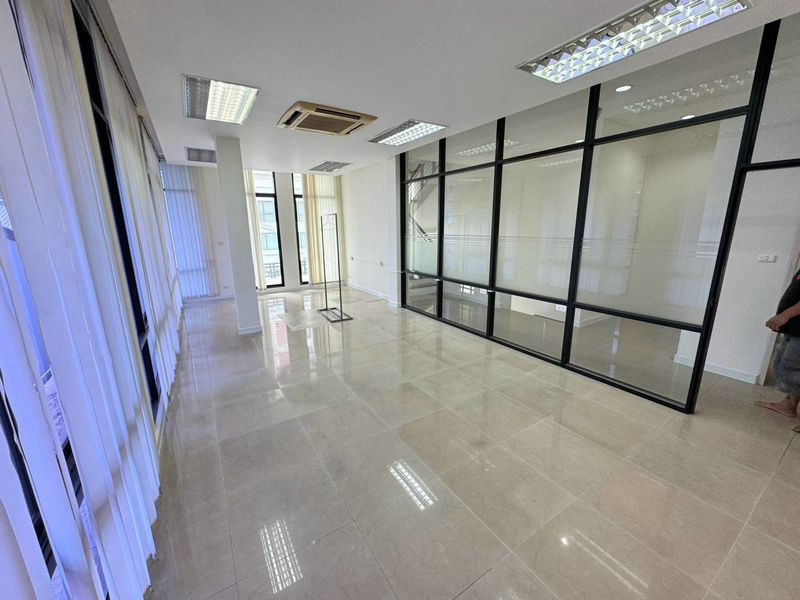 ขายบ้านกลางกรุง บางนา | HOME + OFFICE + INVESTMENT – รูปที่ 4