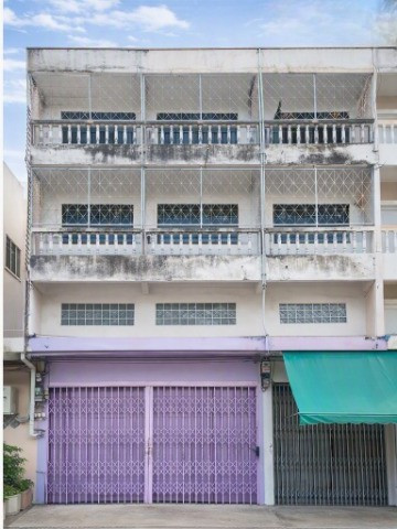 Wat Kamphaeng, Bang Khun Thian, 600 m.Three-story townhouse with mezzanine and rooftop WatSing High