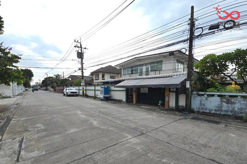 Single house for sale, 72 sq m, Village, Ruam Chok Subdistrict, Chok Chai 4, Soi 56, Lat Phrao, near the Yellow Line, Chok Chai 4 Station. Single house for sale, 72 sq m, Village, Ruam Chok Subdistrict, Chok Chai 4, Soi 56, Lat Phrao, near the Yellow Line, Chok Chai 4 Station.