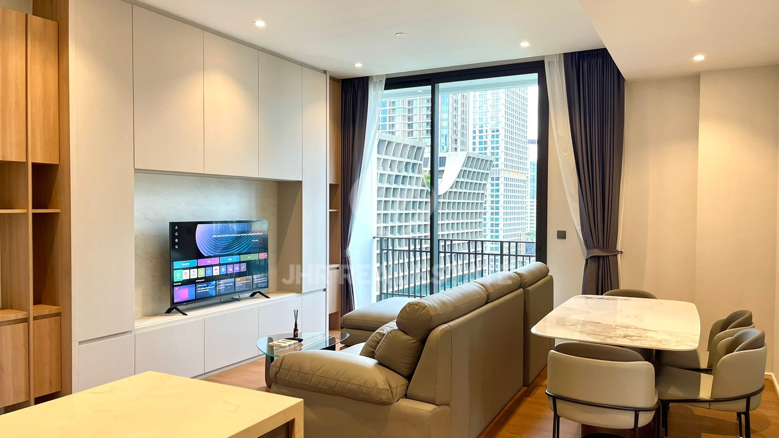 🔥Brand New🔥2 Bed for rent Muniq Langsuan 🐱🐶 contact line id : @jhrrealestate – รูปที่ 4