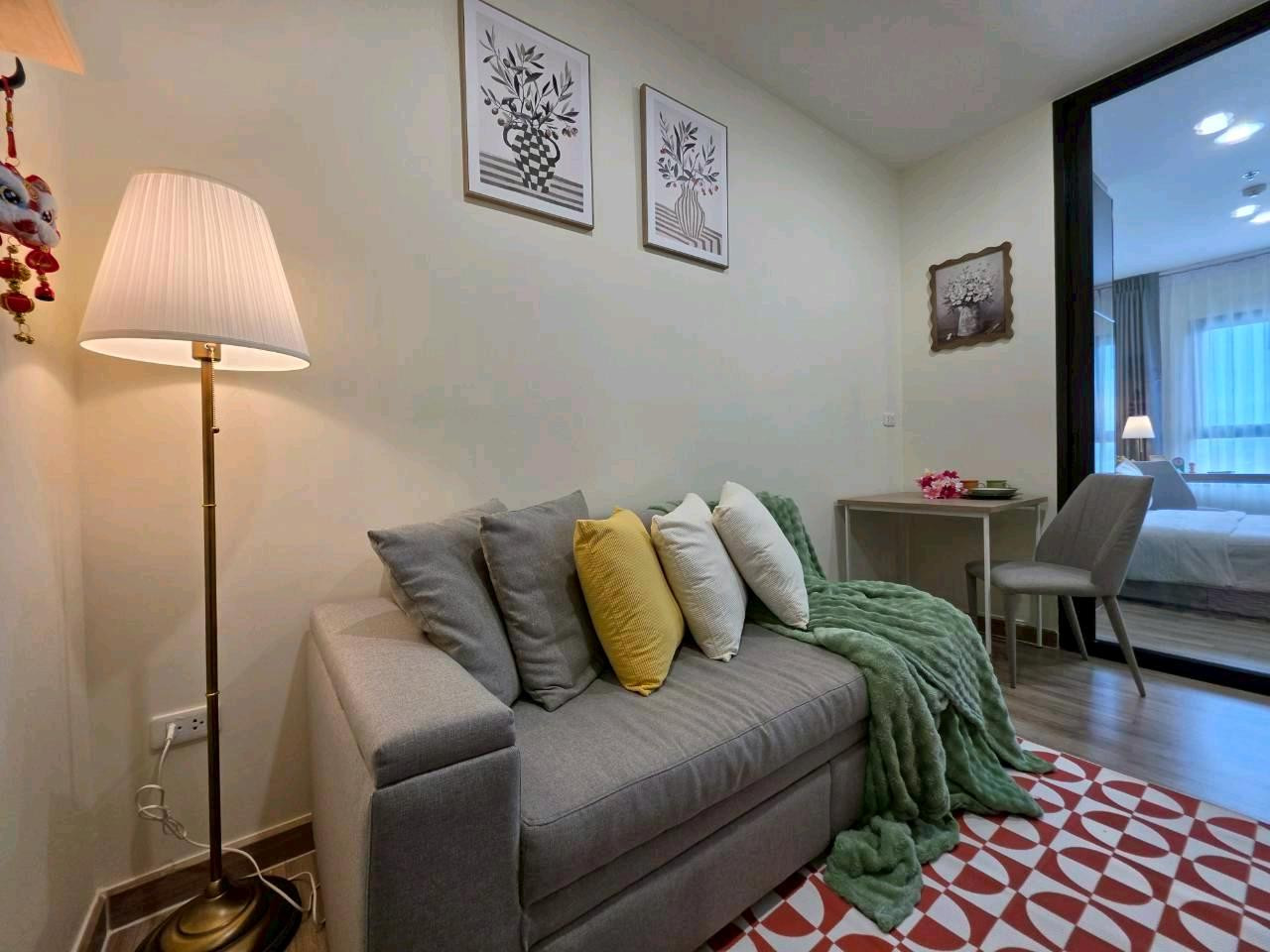 Beautiful room for sale, newly decorated, exactly as Niche Mono Sukhumvit-Bearing covers, 1 bedroom, 1 bathroom. Beautiful room for sale, newly decorated, exactly as Niche Mono Sukhumvit-Bearing covers, 1 bedroom, 1 bathroom.