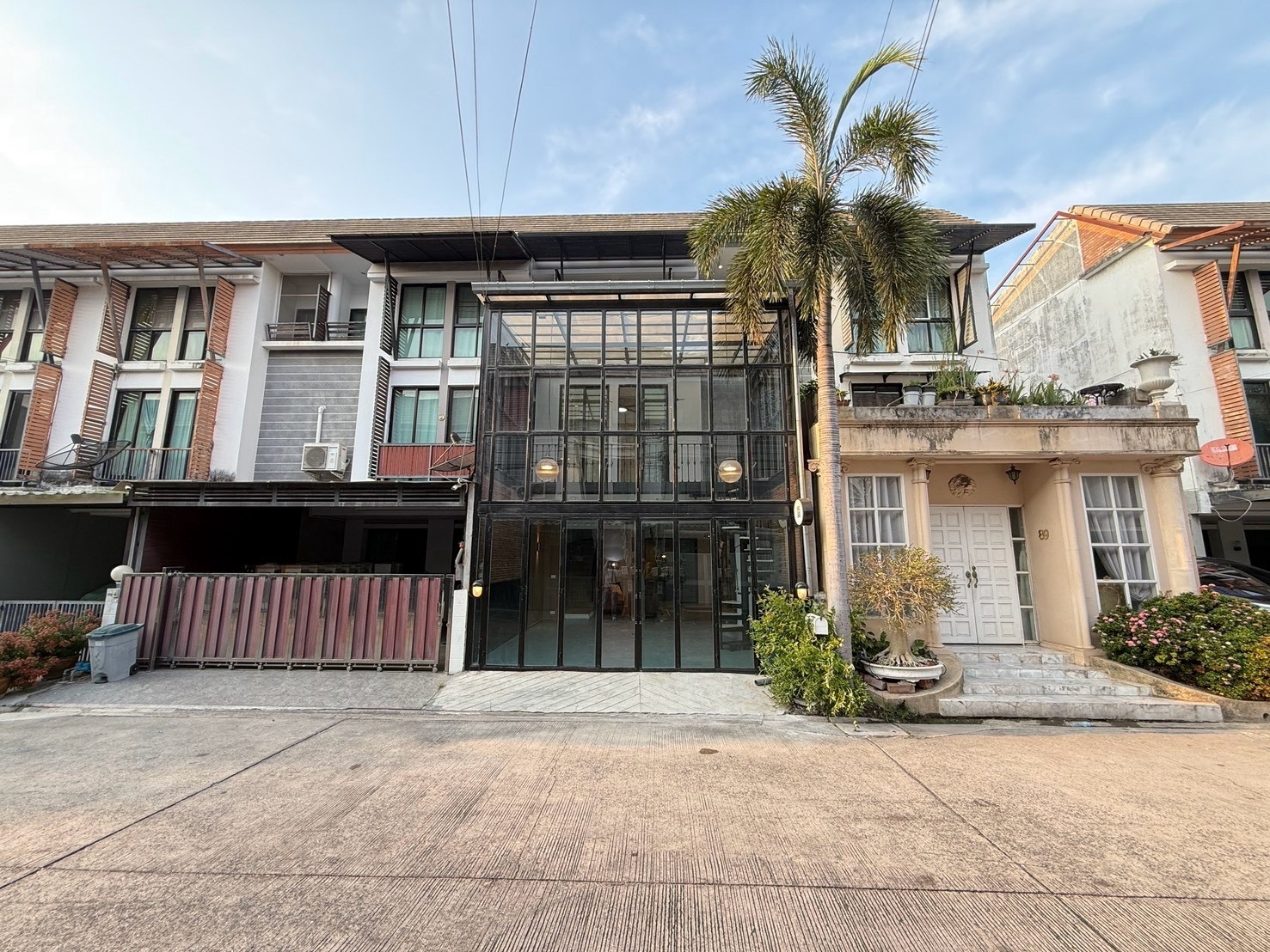 🏡 ตามหาใหม่ให้บ้านหลังนี้📍 โครงการ อารียา โมวา เกษตร (Areeya Mova Kaset)