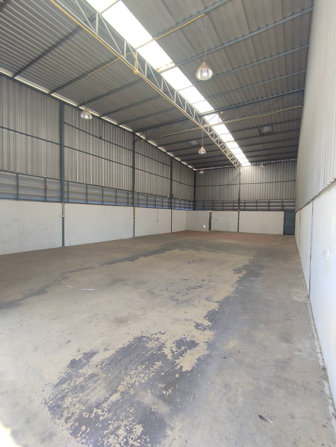 โกดังให้เช่าซอยบ้านพักคนชรา ซอยร่วมสุข 2 บ้านใหม่ เมืองปทุมธานี