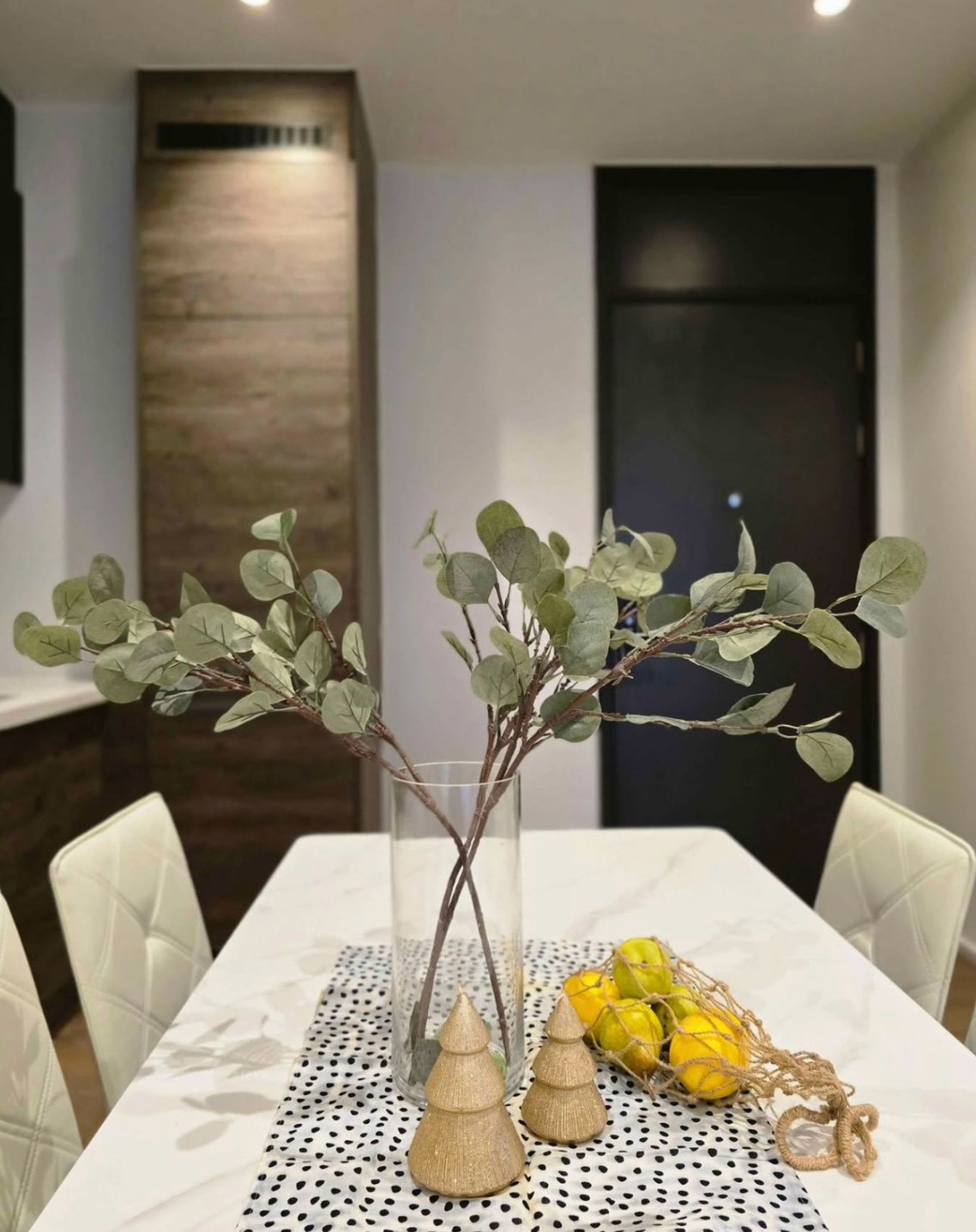 Muniq Langsuan Pet-Friendly Condo – รูปที่ 2