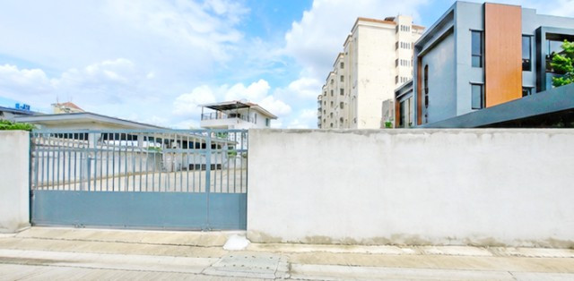 Filled Concrete land with a single-story building 144 sq.wa 576sq.m. Orange Line MRT, 520m from Spor – รูปที่ 3