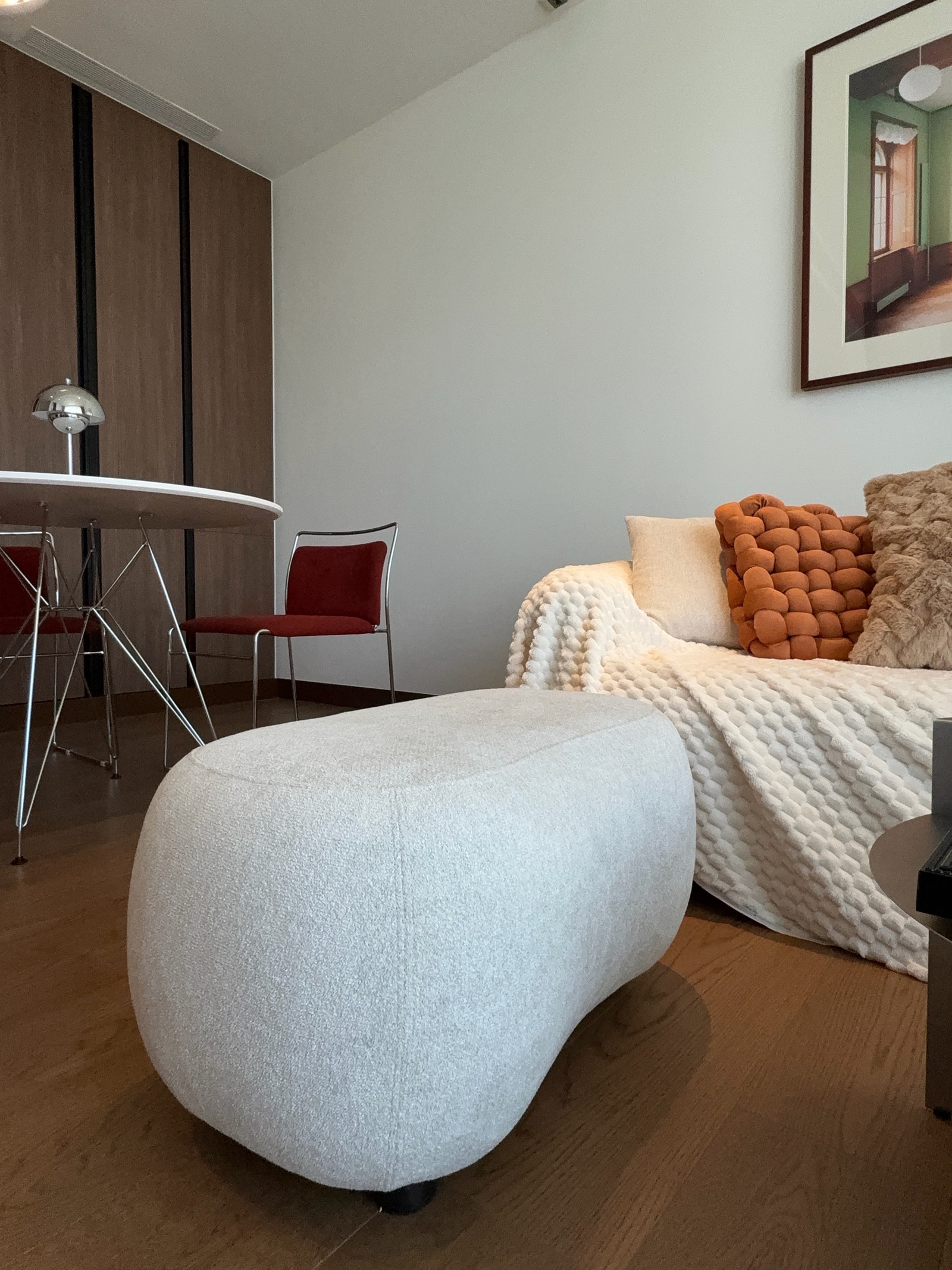 BRAND NEW UNIT FOR RENT : DUSIT PARKSIDE BRAND NEW UNIT FOR RENT : DUSIT PARKSIDE