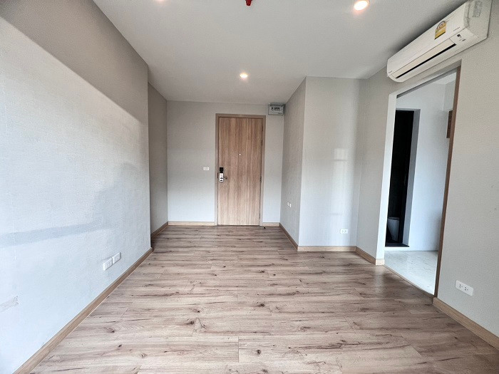 Condo for sale next to the BTS, Brick Condo Pinklao, studio room, brand new closed kitchen, never lived in, selling for only 1.85 million baht. Call 0641535924. – รูปที่ 2