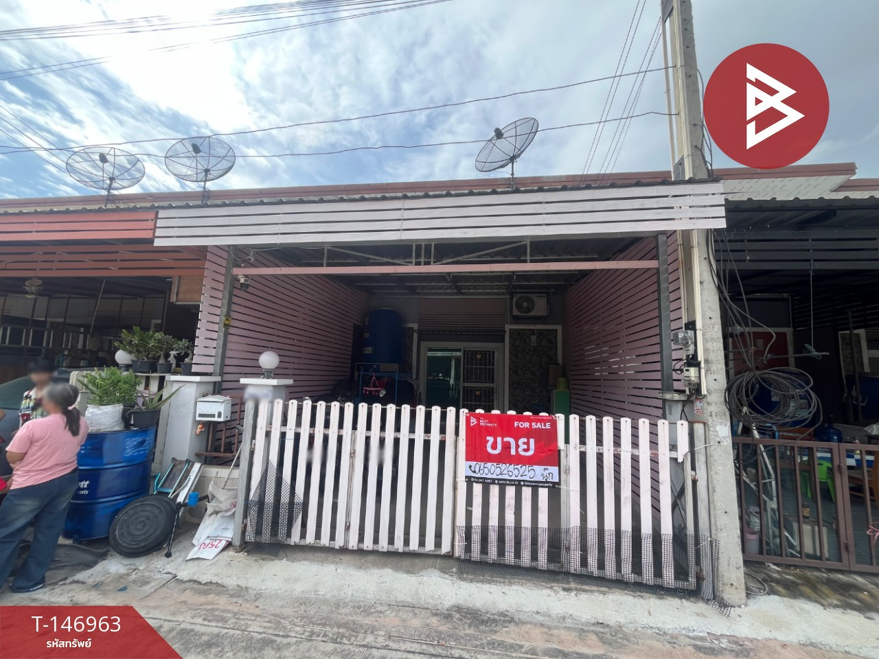 ขายทาวน์เฮ้าส์ หมู่บ้านโยทะกาวิลล์ 2 ศรีราชา (Yotaka Ville2) ชลบุรี ขายทาวน์เฮ้าส์ หมู่บ้านโยทะกาวิลล์ 2 ศรีราชา (Yotaka Ville2) ชลบุรี