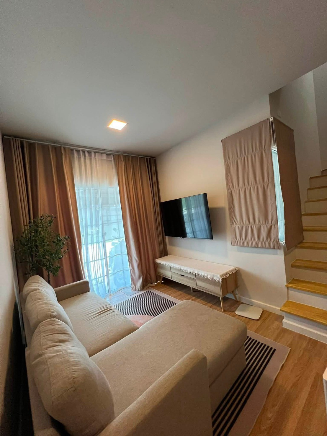 🏡✨ ปล่อยเช่า ทาวน์โฮม สิริเพลส ดอนเมือง–สรงประภา 3 ห้องนอน 3 ห้องน้ำ บ้านสวย พร้อมเข้าอยู่ | เฟอร์ฯ ครบ | เลี้ยงสัตว์ได้🐱🐶 | รับชาวต่างชาติ – รูปที่ 3