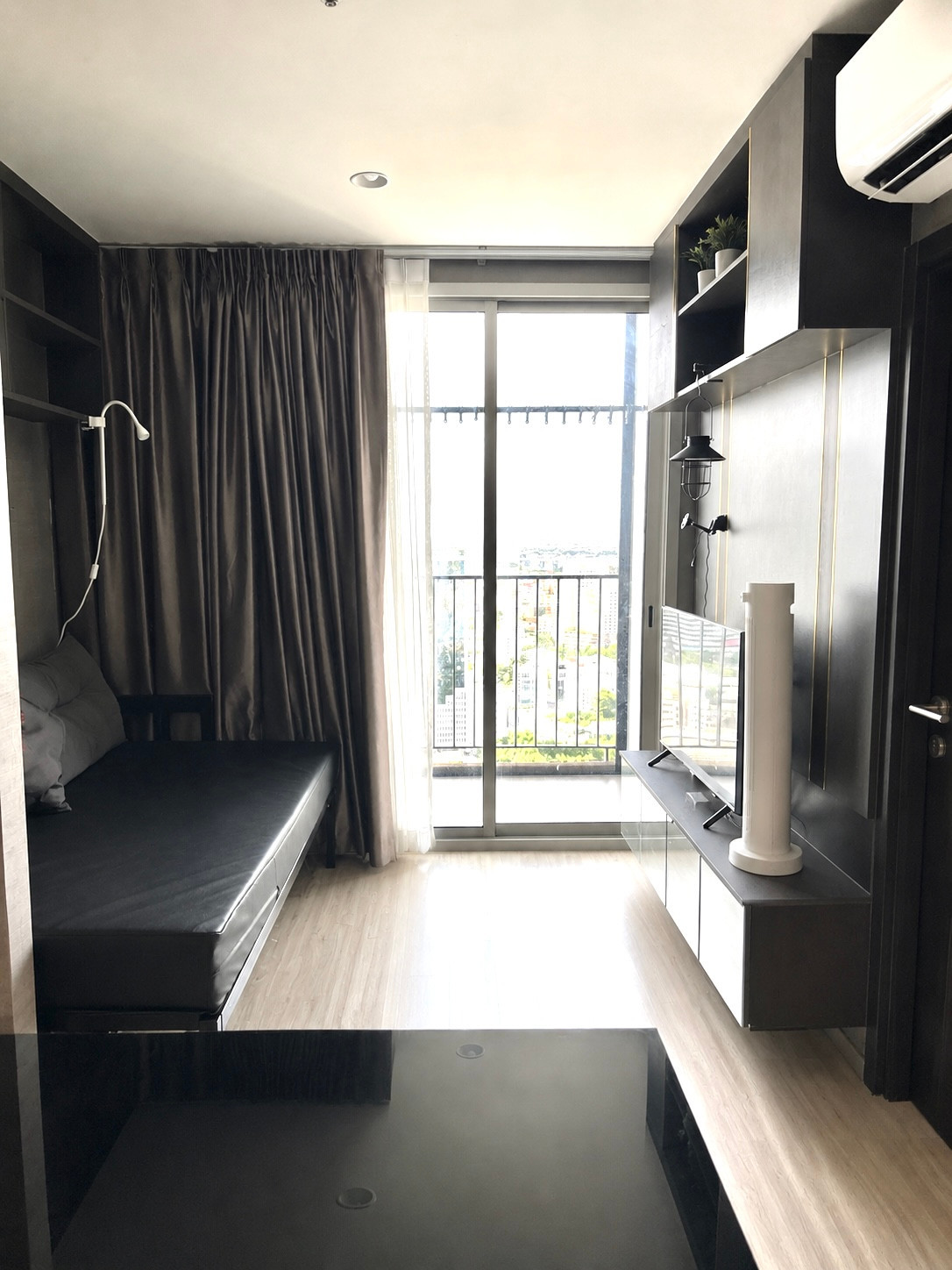 🔥For Sell : XT Huaikhwang 2bed 2bath 53.72 sqm 8,190,000 Mb. Micky : 0650565193 🔥For Sell : XT Huaikhwang 2bed 2bath 53.72 sqm 8,190,000 Mb. Micky : 0650565193