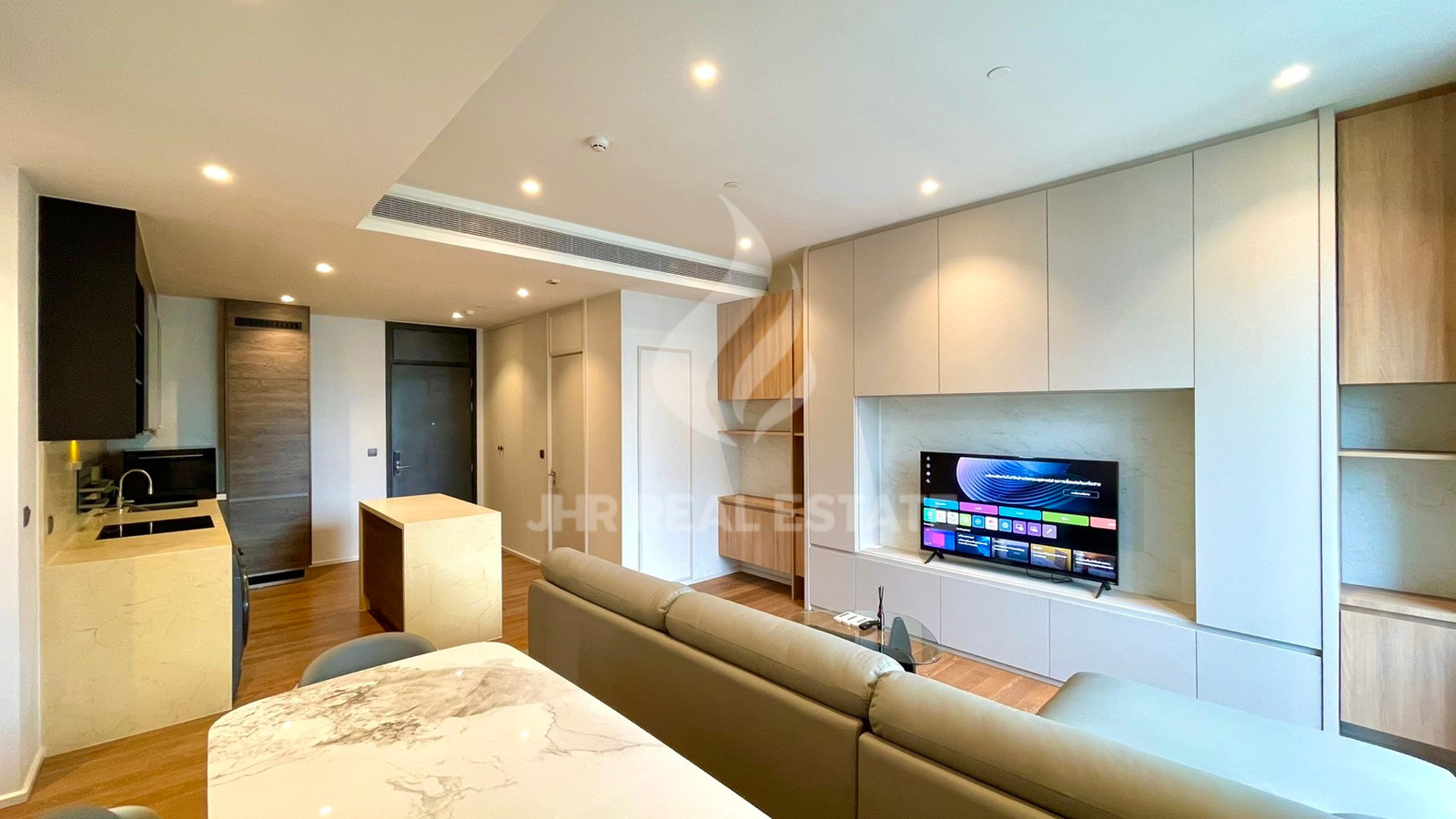 🔥Brand New🔥2 Bed for rent Muniq Langsuan 🐱🐶 contact line id : @jhrrealestate 🔥Brand New🔥2 Bed for rent Muniq Langsuan 🐱🐶 contact line id : @jhrrealestate