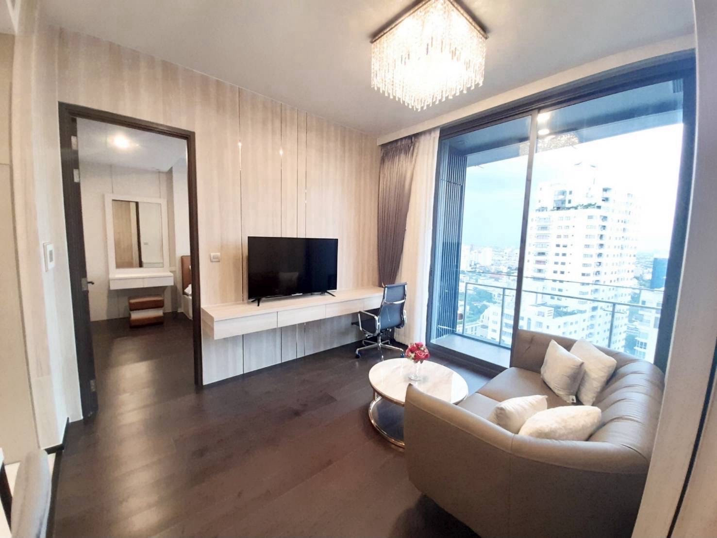 Laviq Sukhumvit 57 😍📞0825686458