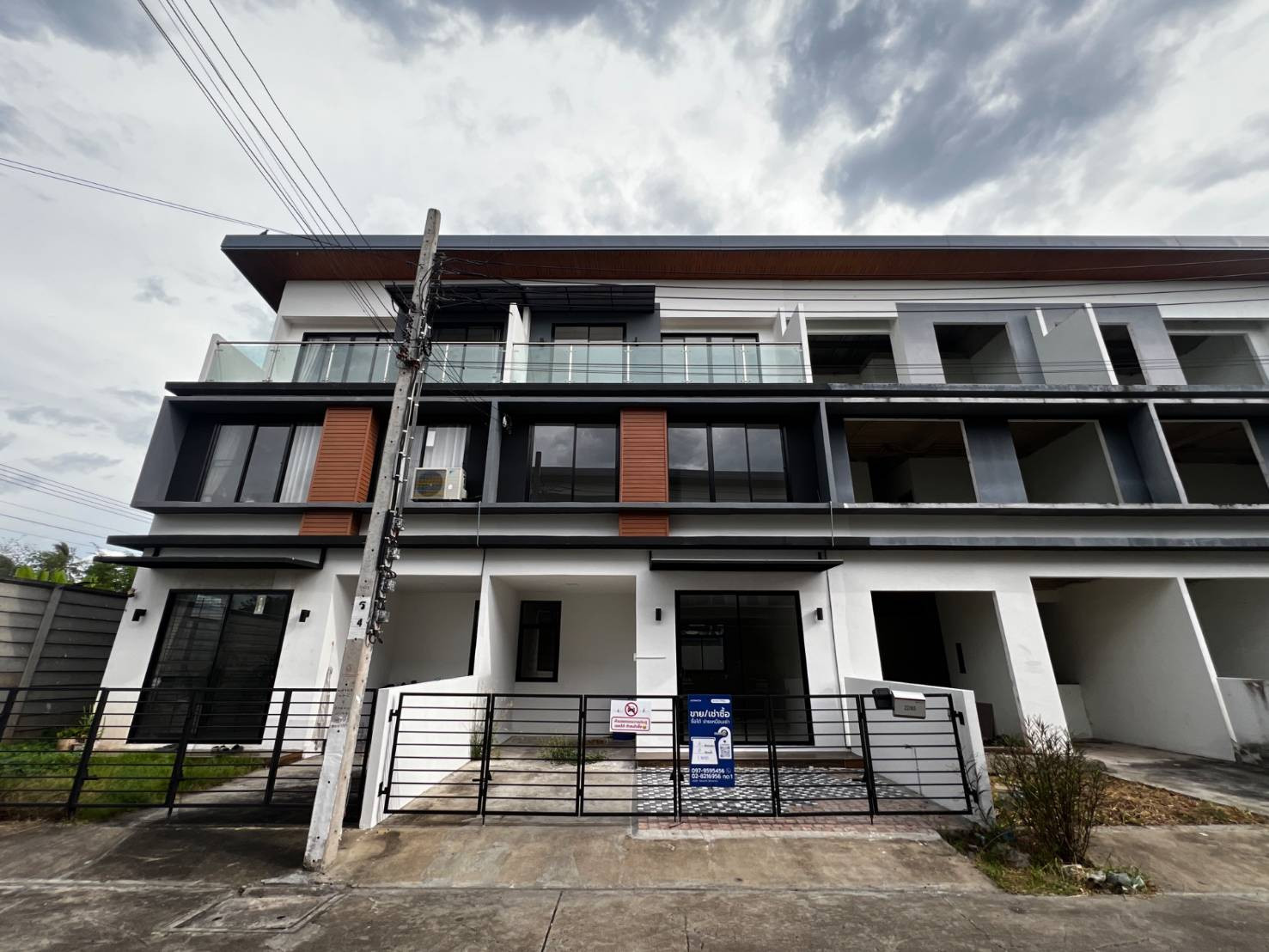 SPP103🏡 ขายทาวน์โฮม 3 ชั้น M9 Avenue พระราม 2 – ท่าข้าม SPP103🏡 ขายทาวน์โฮม 3 ชั้น M9 Avenue พระราม 2 – ท่าข้าม