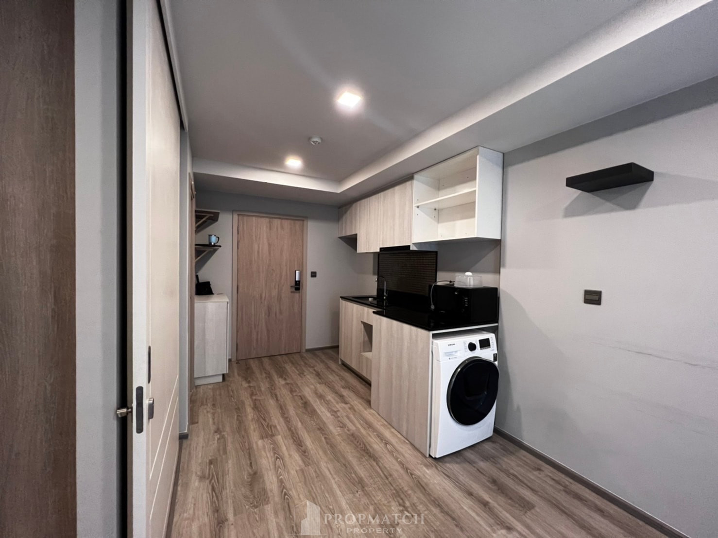✨Flash Deal ✨ Maestro 19 (1Bed 1Bath 34.42SQM.) ready to move in! Only 3,039,000 baht Tel.0981315848 @propmatch ✨Flash Deal ✨ Maestro 19 (1Bed 1Bath 34.42SQM.) ready to move in! Only 3,039,000 baht Tel.0981315848 @propmatch
