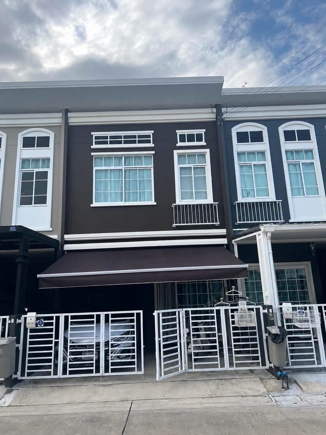 Townhome for rent, Siri Place, Don Mueang-Songprapa, Pet Friendly, pets allowed.