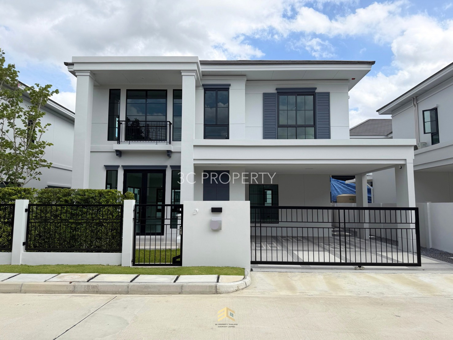 HOT DEAL🔥13.99 million baht : Setthasiri Watcharaphon-Theparak (Contact sales department: Kee 095-0898947) HOT DEAL🔥13.99 million baht : Setthasiri Watcharaphon-Theparak (Contact sales department: Kee 095-0898947)