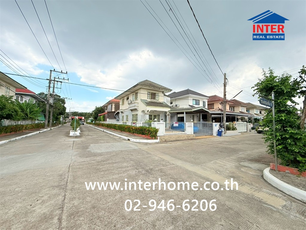 บ้านเดี่ยว 2 ชั้น 50 ตร.ว. หมู่บ้านชนชื่น1 อยู่หลังตลาดนัด เวิลด์มาร์เก็ต ซอยทวีวัฒนา9 ถนนพุทธมณฑลสาย3 ถนนพุทธมณฑลสาย4 ถนนทวีวัฒนา เขตทวีวัฒนา กรุงเทพมหานคร – รูปที่ 2