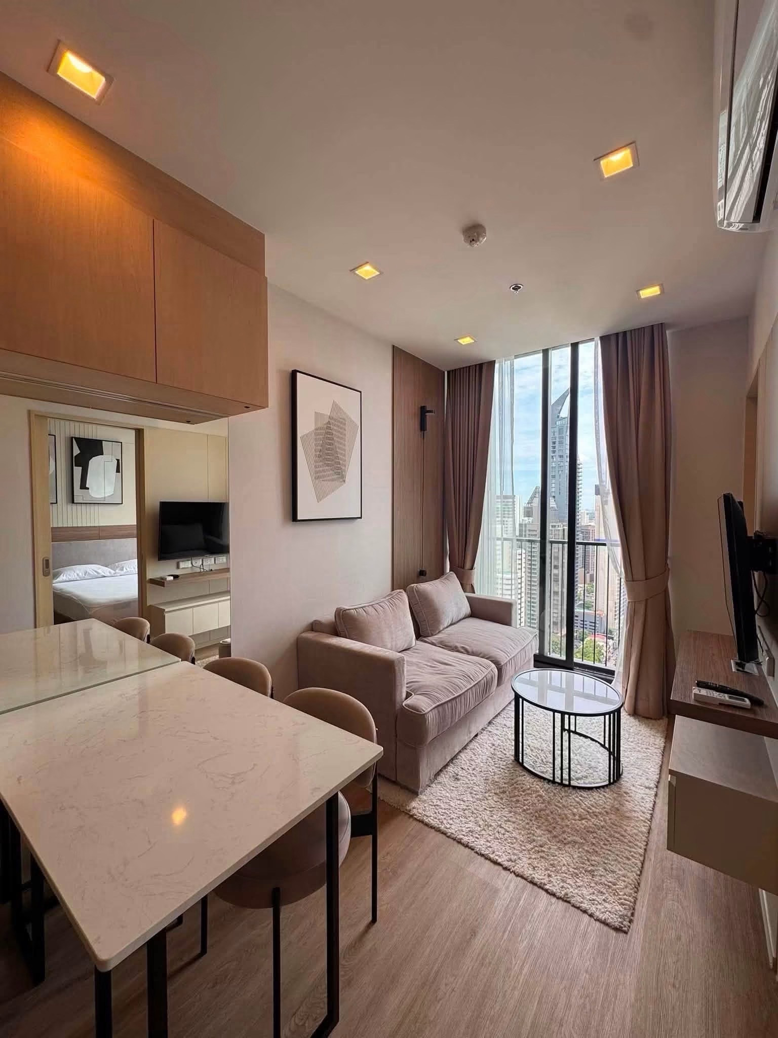 LHC-0539 For rent Noble State 39 🛌 1 bedroom 31 sq m. 🚇 near BTS Phrom Phong, near Emporium • EmQuartier • EMSPHERE LHC-0539 For rent Noble State 39 🛌 1 bedroom 31 sq m. 🚇 near BTS Phrom Phong, near Emporium • EmQuartier • EMSPHERE
