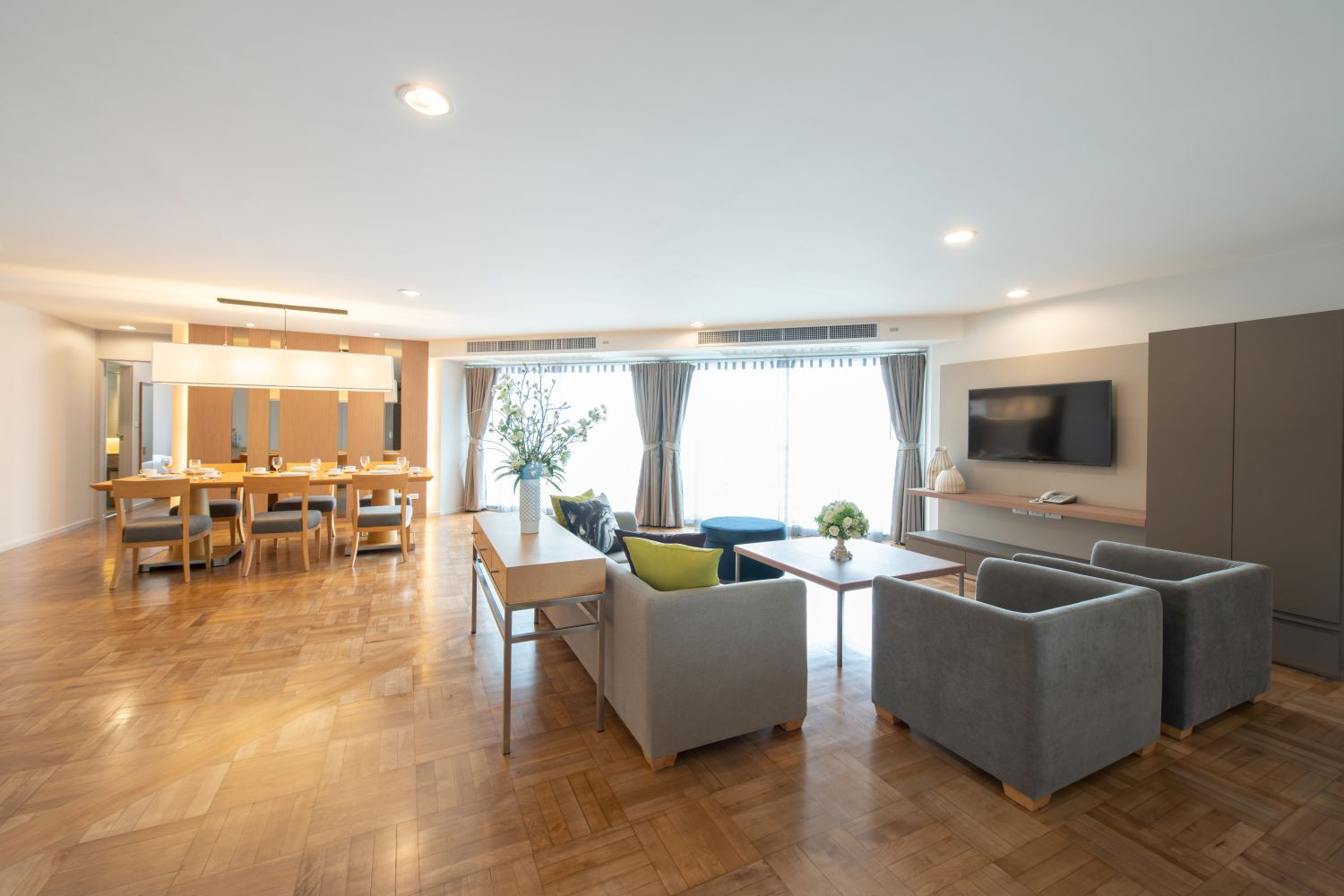 Bangkok Garden Apartment Soi Narathiwat Ratchanakarin 24 , Sathorn Area, Rama 3 240 sq.m 3 Bedrooms 3 Bathrooms Bangkok Garden Apartment Soi Narathiwat Ratchanakarin 24 , Sathorn Area, Rama 3 240 sq.m 3 Bedrooms 3 Bathrooms