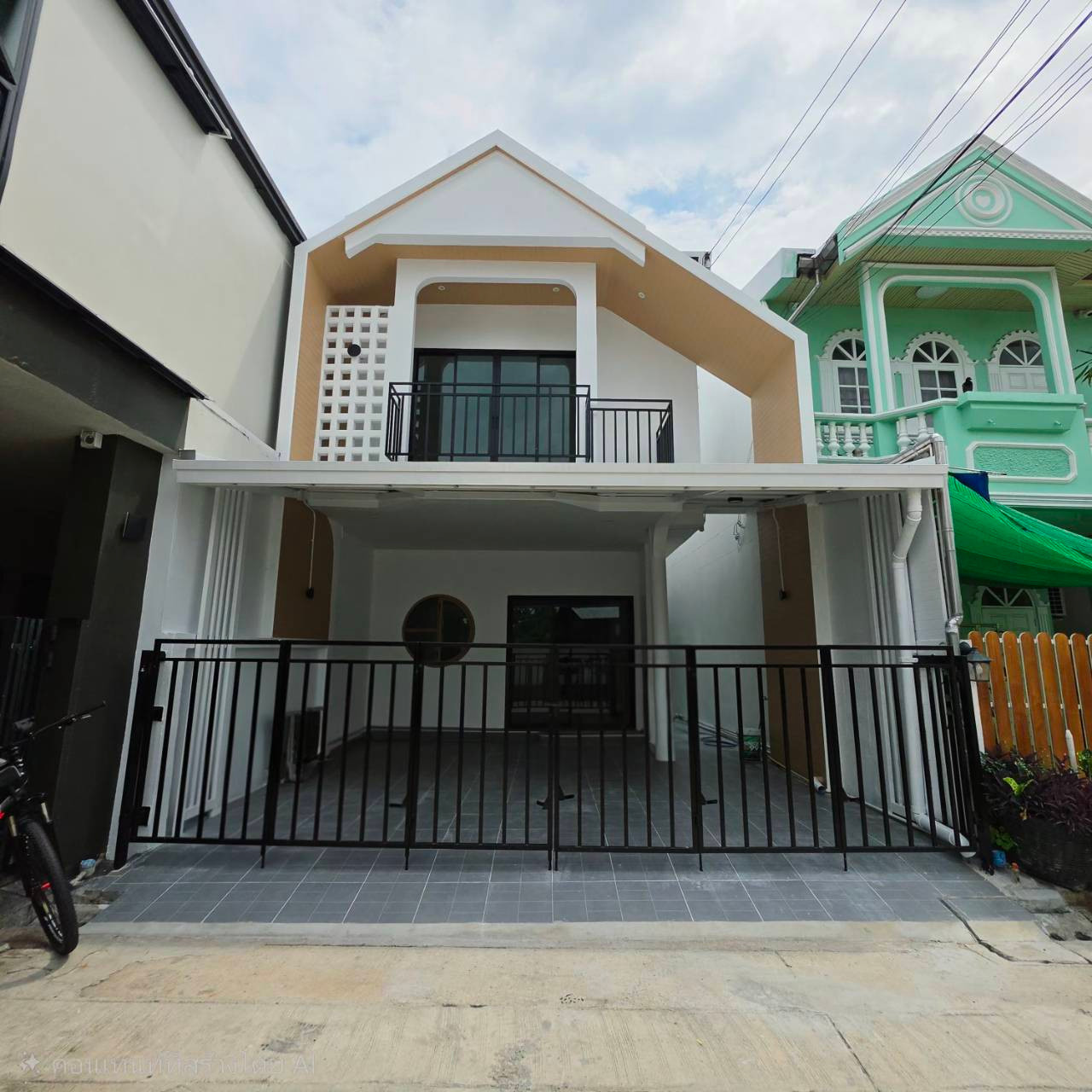 2-story townhouse for sale near BTS Bang Wa, Im Amphon Village 4. 2-story townhouse for sale near BTS Bang Wa, Im Amphon Village 4.
