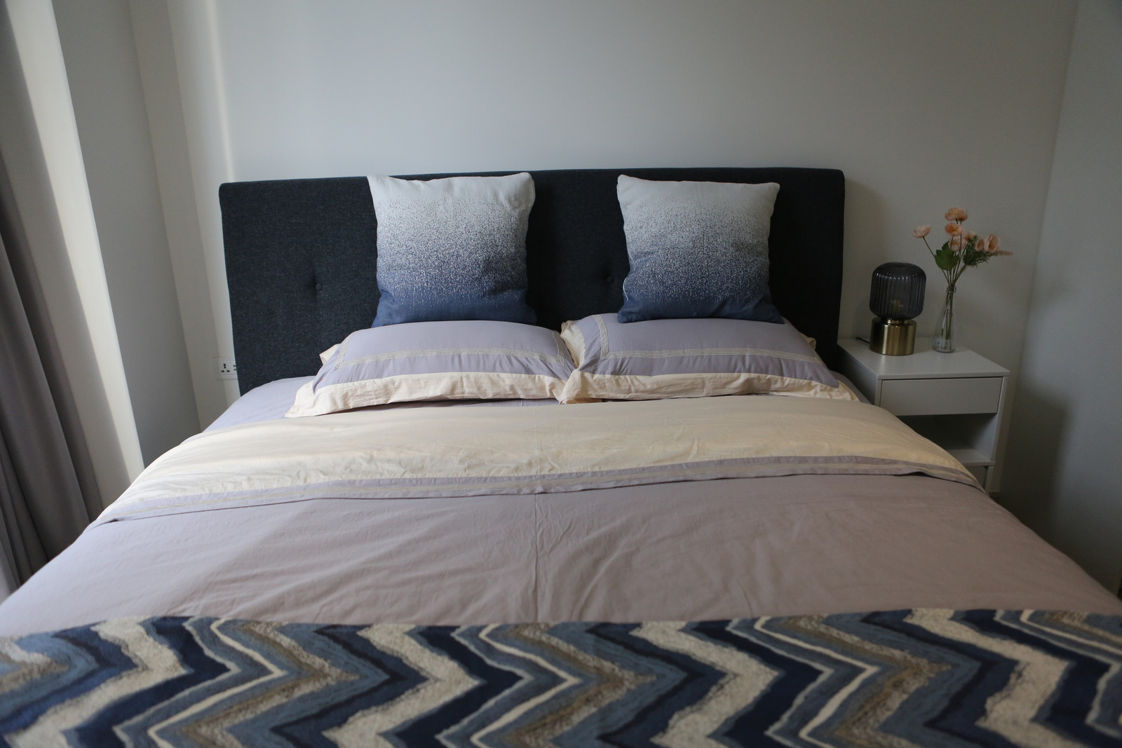 Fynn Asoke | Luxury Low-Rise 2BR 2BA with Bathtub (Between Nana & Asoke) 55,000 THB / Month Fynn Asoke | Luxury Low-Rise 2BR 2BA with Bathtub (Between Nana & Asoke) 55,000 THB / Month