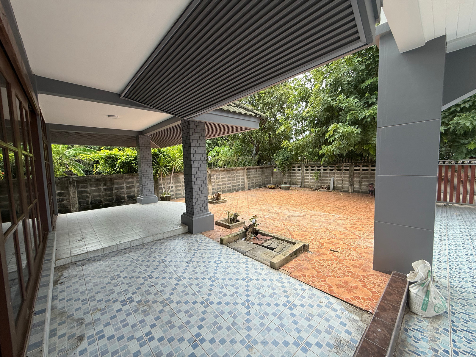 ใ้ห้เช่าบ้านเดี่ยว รามคำเเหง 118  แยก 63  - 106 ตรว   renovated ใหม่ – รูปที่ 4