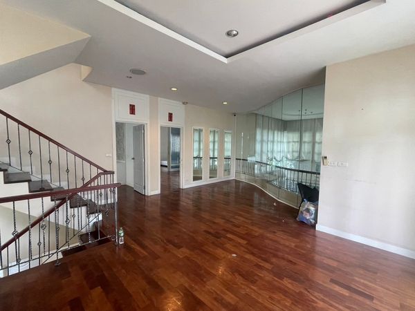For rent Grand Bangkok Boulevard รัชดา-รามอินทรา Fully Furnished  (S12-0527)