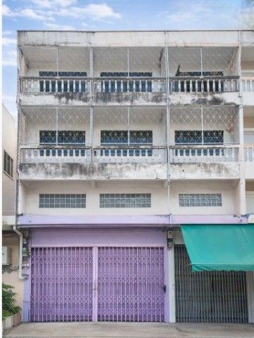 Wat Kamphaeng, Bang Khun Thian, 600 m.Three-story townhouse with mezzanine and rooftop WatSing High