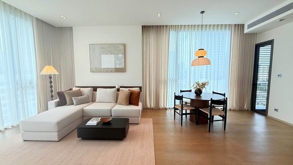 The Strand Thonglor for rent 91 sqm 2beds 2baths 130,000 per month