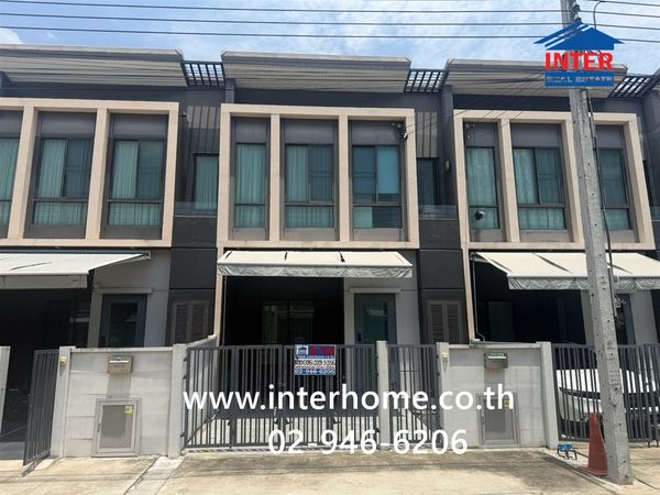ทาวน์เฮ้าส์ 2 ชั้น 17.5 ตร.ว. หมู่บ้านพลีโน่ สุขุมวิท-บางนา ถนนบางนา-ตราด ถนนบัวนครินทร์ บางแก้ว สมุทรปราการ