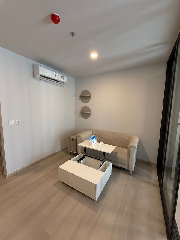 Modern 1-Bedroom Condo for Rent at Aspire Onnut Station | 20,000 THB/Month