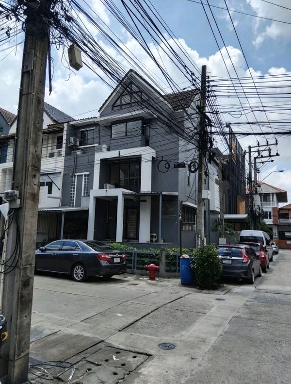 🏠 Town in Town｜Siwara Corner Townhouse for Rent