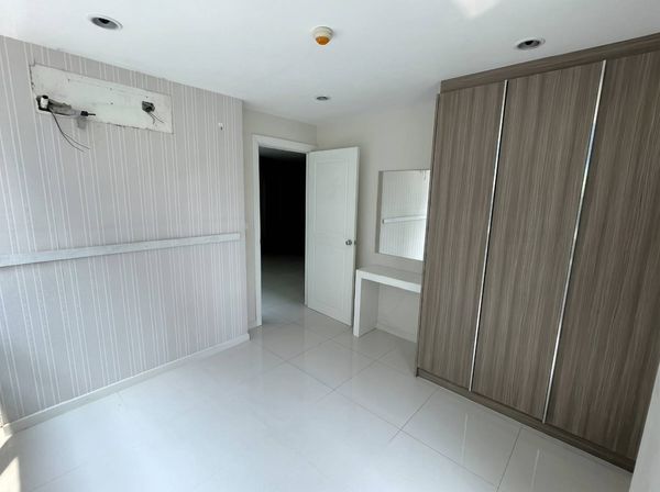Beautiful empty room, good location, best price in the project!!⭐Elements Srinakarin (Elements Srinakarin)