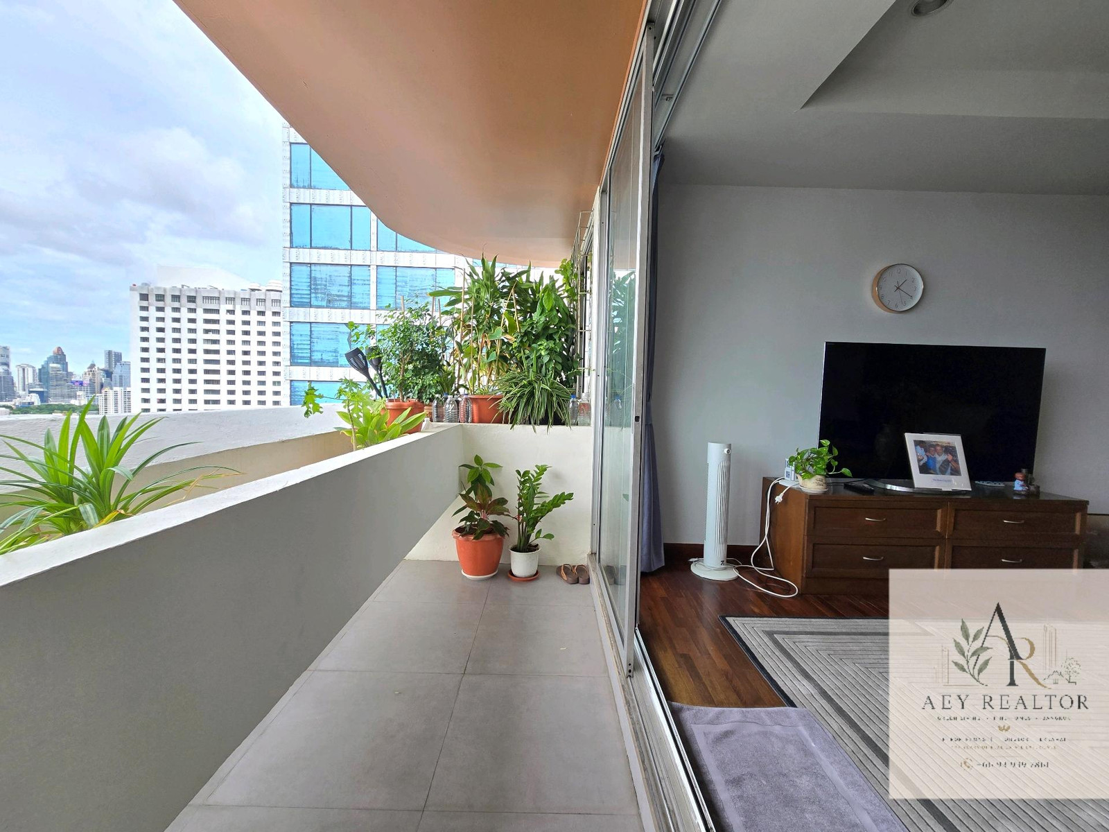 🌿 𝐒𝐩𝐚𝐜𝐢𝐨𝐮𝐬 𝟐 𝐁𝐞𝐝𝐫𝐨𝐨𝐦 𝐂𝐨𝐧𝐝𝐨 𝐟𝐨𝐫 𝐒𝐚𝐥𝐞 𝐍𝐞𝐚𝐫 𝐁𝐓𝐒 𝐍𝐚𝐧𝐚 | 𝐍𝐞𝐰𝐭𝐨𝐧 𝐓𝐨𝐰𝐞𝐫 | 𝟏𝟖𝟗 𝐒𝐐.𝐌. – รูปที่ 3