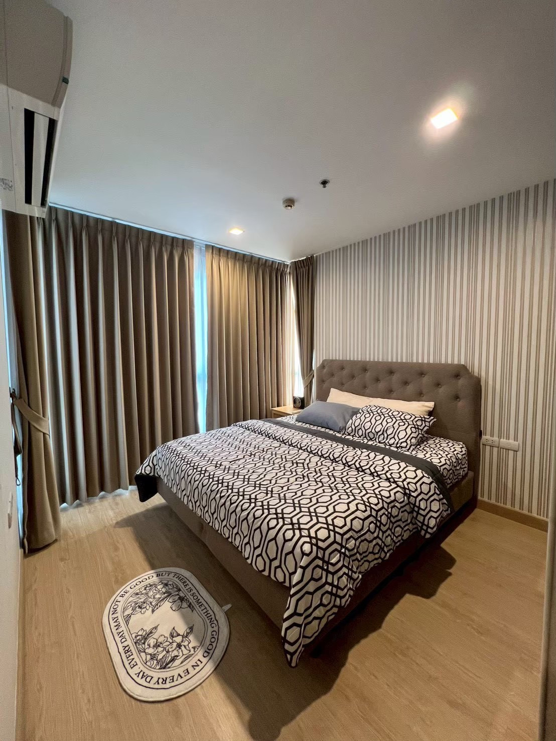 ให้เช่า Rhythm Sukhumvit 44/1 ราคา 45,000 บาท [MKr260827]