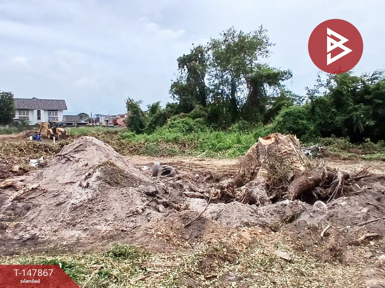 Empty land for sale, area 2 rai 2 ngan 28.4 square wah, in the middle of Rayong city. red city plan Empty land for sale, area 2 rai 2 ngan 28.4 square wah, in the middle of Rayong city. red city plan