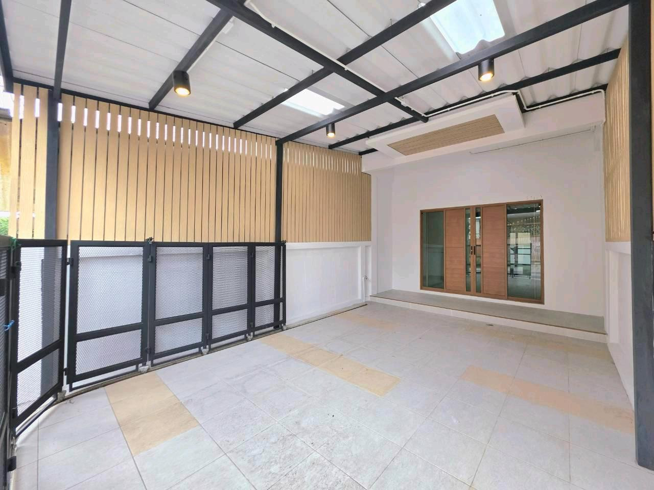 🏡ขาย ทาวน์เฮ้าส์ ซอย ประชาอุทิศ54 แยก6 ทำเลดี รีโนเวทใหม่ สวยพร้อมอยู่ – รูปที่ 2