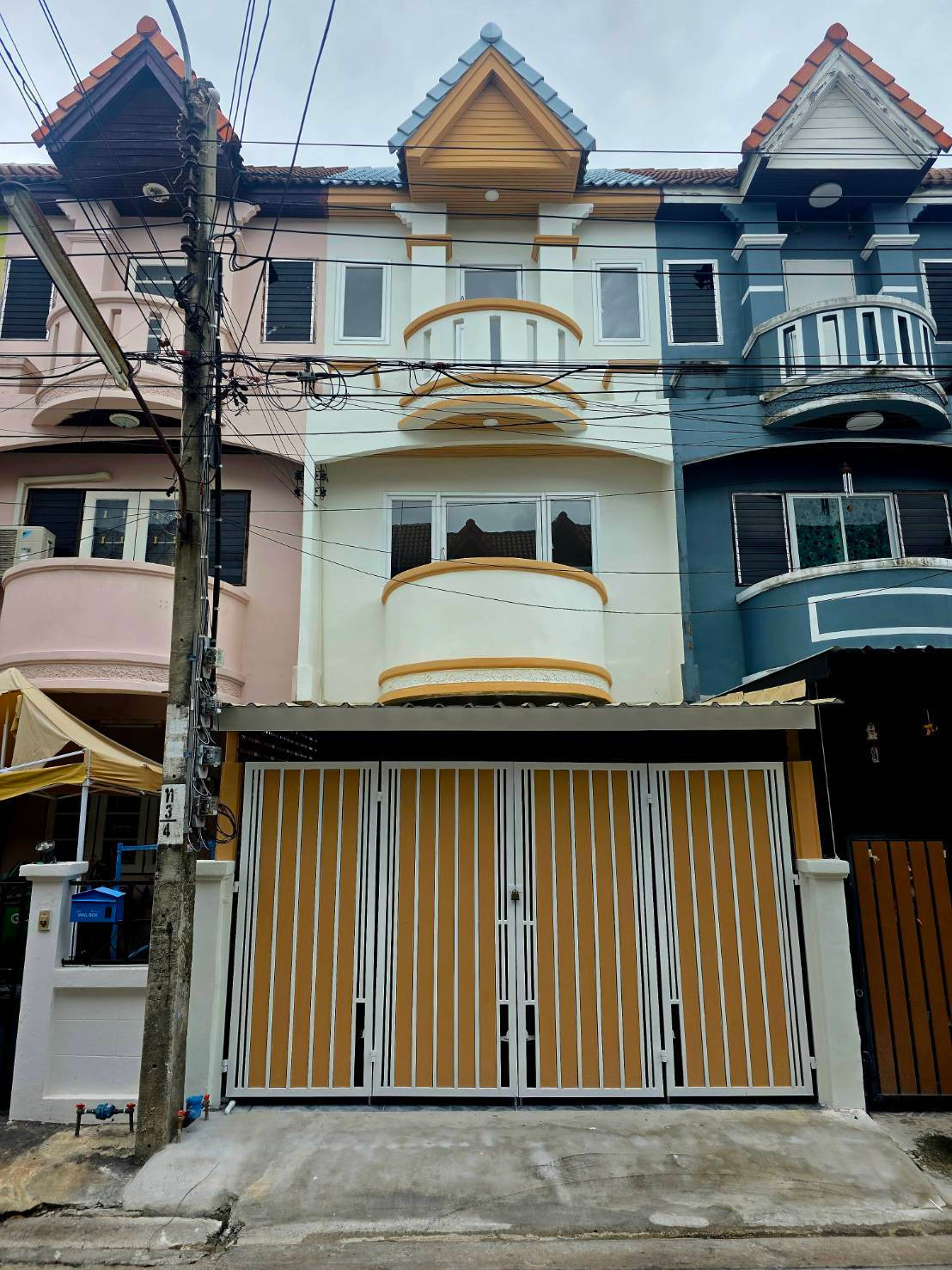 ✨ 3-story townhouse for sale, newly renovated (130 sq m.) Phongsirichai 4 Phetkasem 81, only 2.39 million (free transfer)! 🧳 ✨ 3-story townhouse for sale, newly renovated (130 sq m.) Phongsirichai 4 Phetkasem 81, only 2.39 million (free transfer)! 🧳