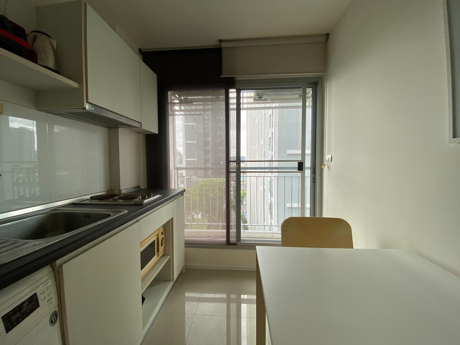 Located at BTS green line พระโขนง Staaion, Nice location, Proper price, 2.39MB for sell, 12k For rent, Ready to view now – รูปที่ 3