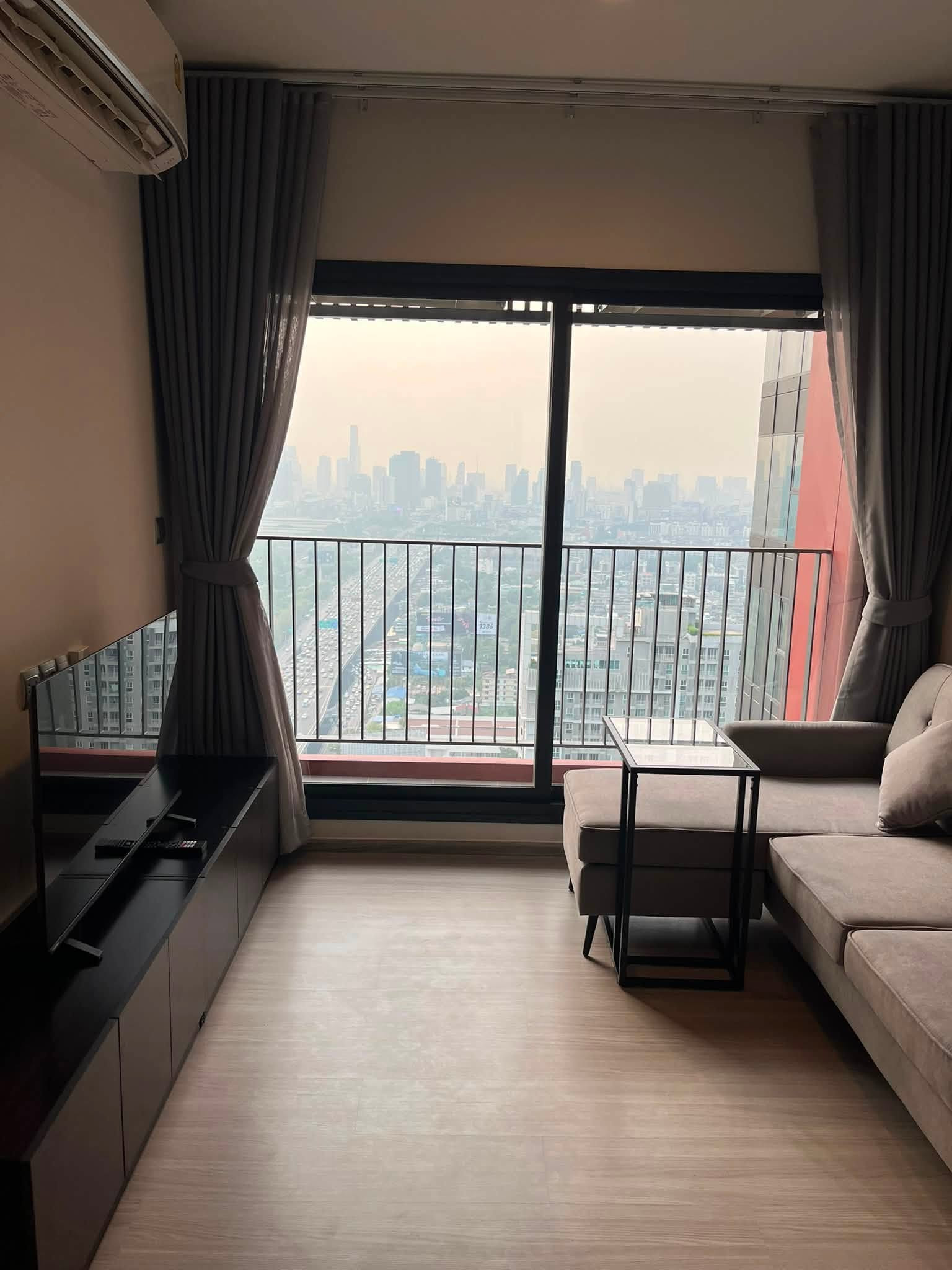 Condo for rent, Life Asoke Hype, prime location, beautiful view, convenient travel, near MRT Rama 9 and Airport Rail Link Makkasan -RW008204 – รูปที่ 2