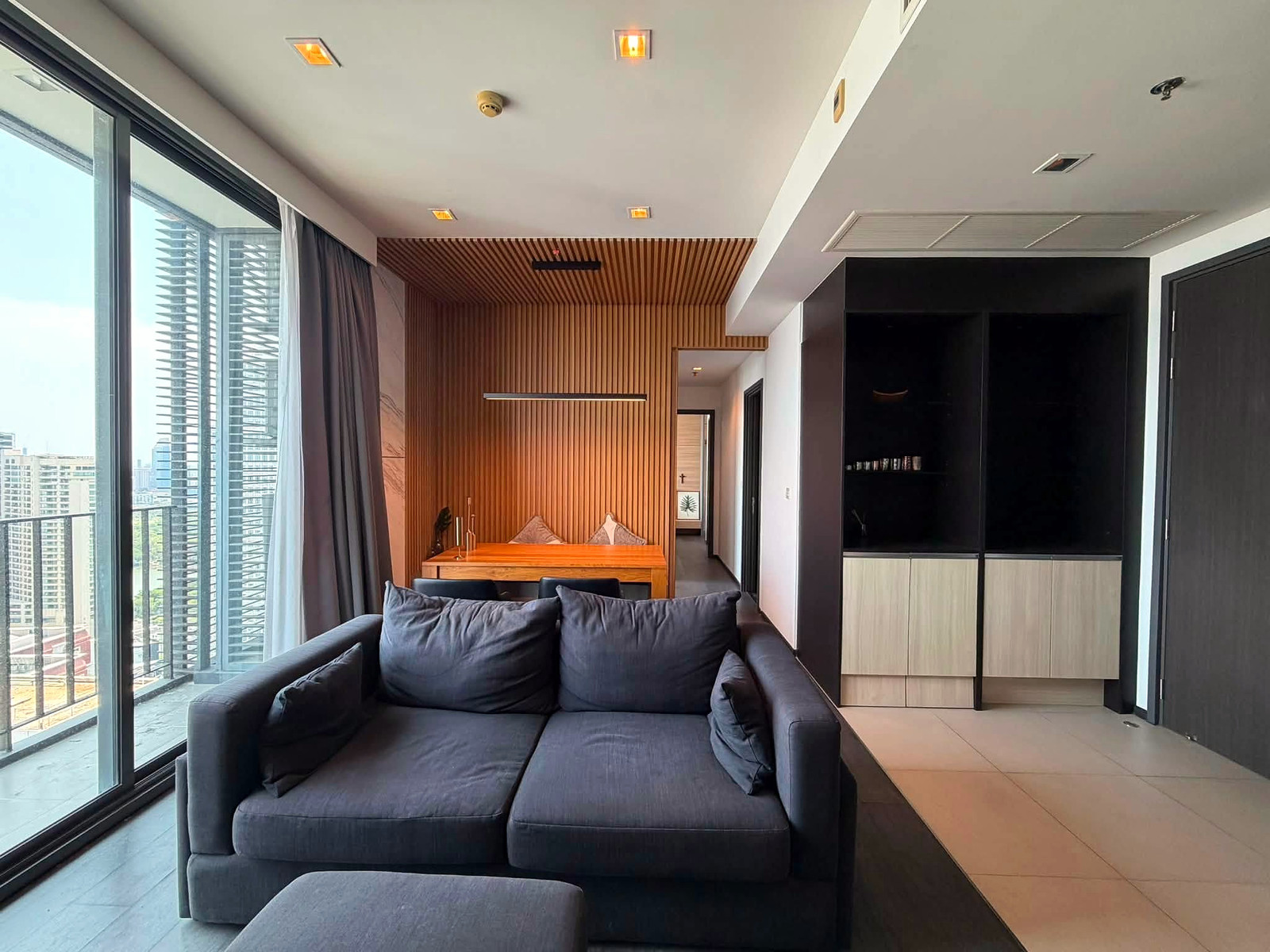 FOR RENT | High Floor 2BR Near BTS Asoke – รูปที่ 2