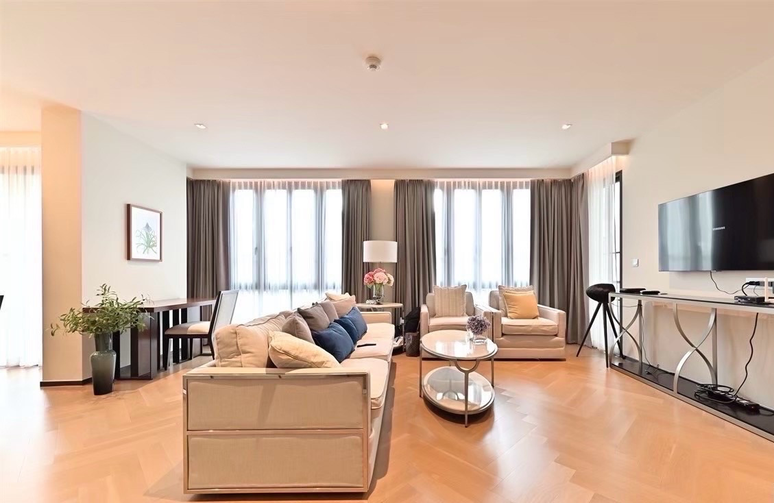 The Reserve Sukhumit 61 😍📞0825686458 The Reserve Sukhumit 61 😍📞0825686458